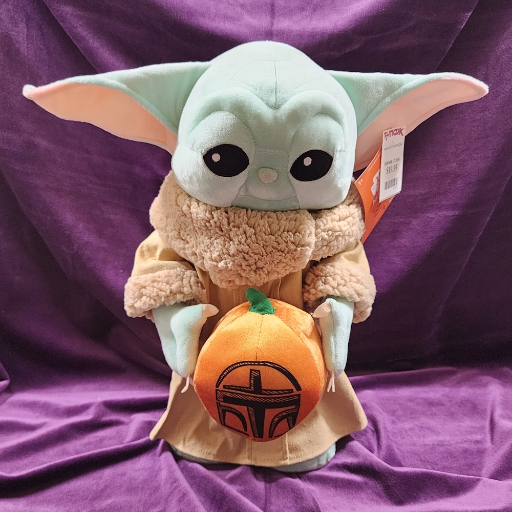 Disney Star Wars the Mandalorian  Grogu Baby Child Yoda Greeter